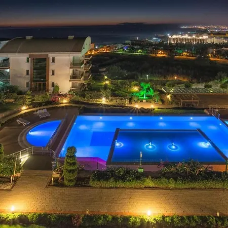 Appartement Doga Ve Deniz Manzarali Site Icerisinde Havuzlu